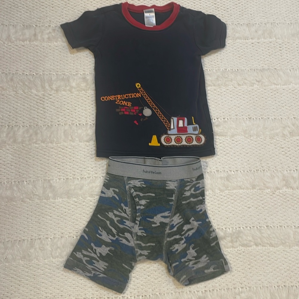 Y2K Gymboree construction zone crane top & Fruit of the loom camouflage shorts 5